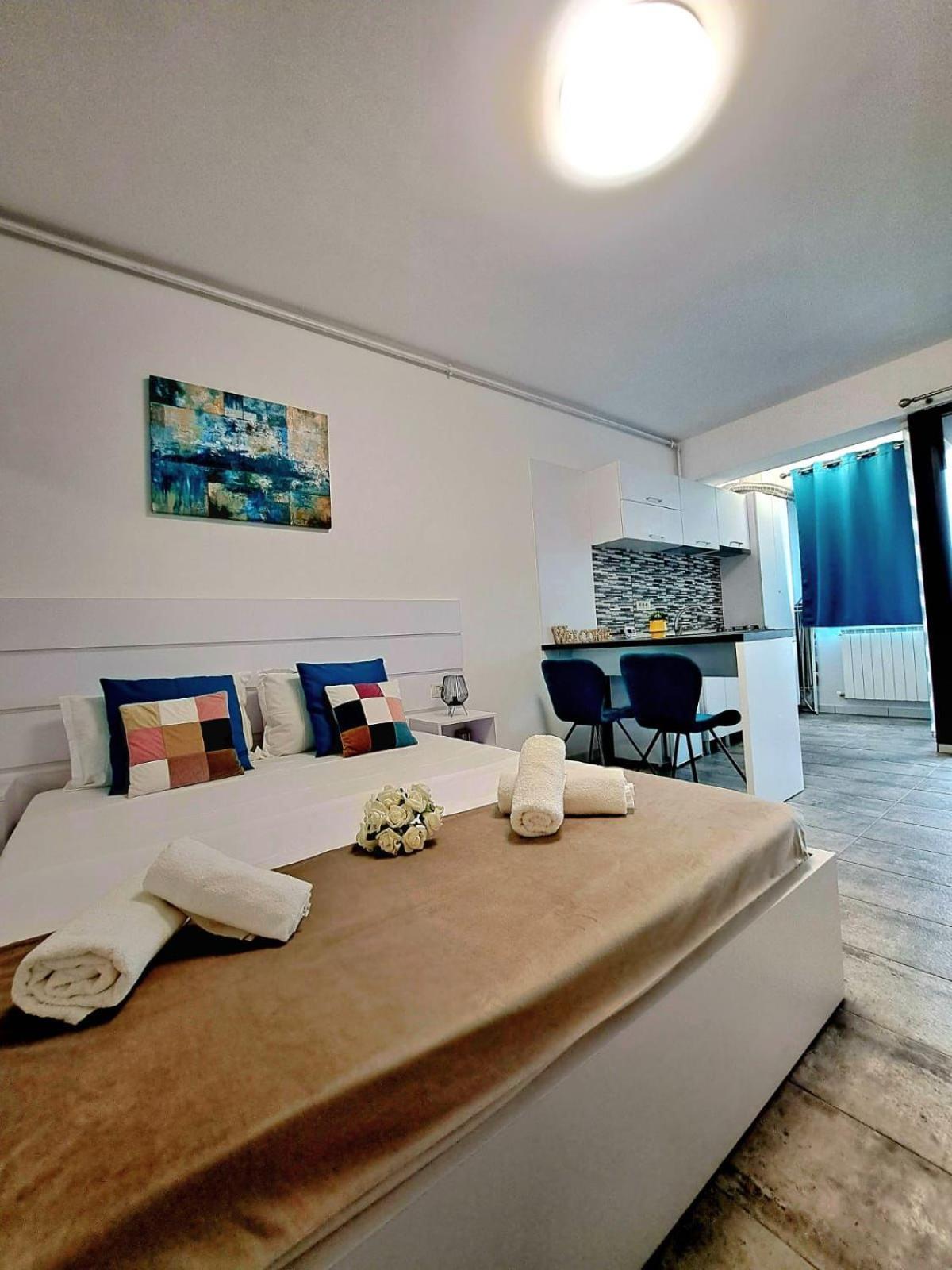 Jolie Studios & Apartments Eforie Nord Esterno foto