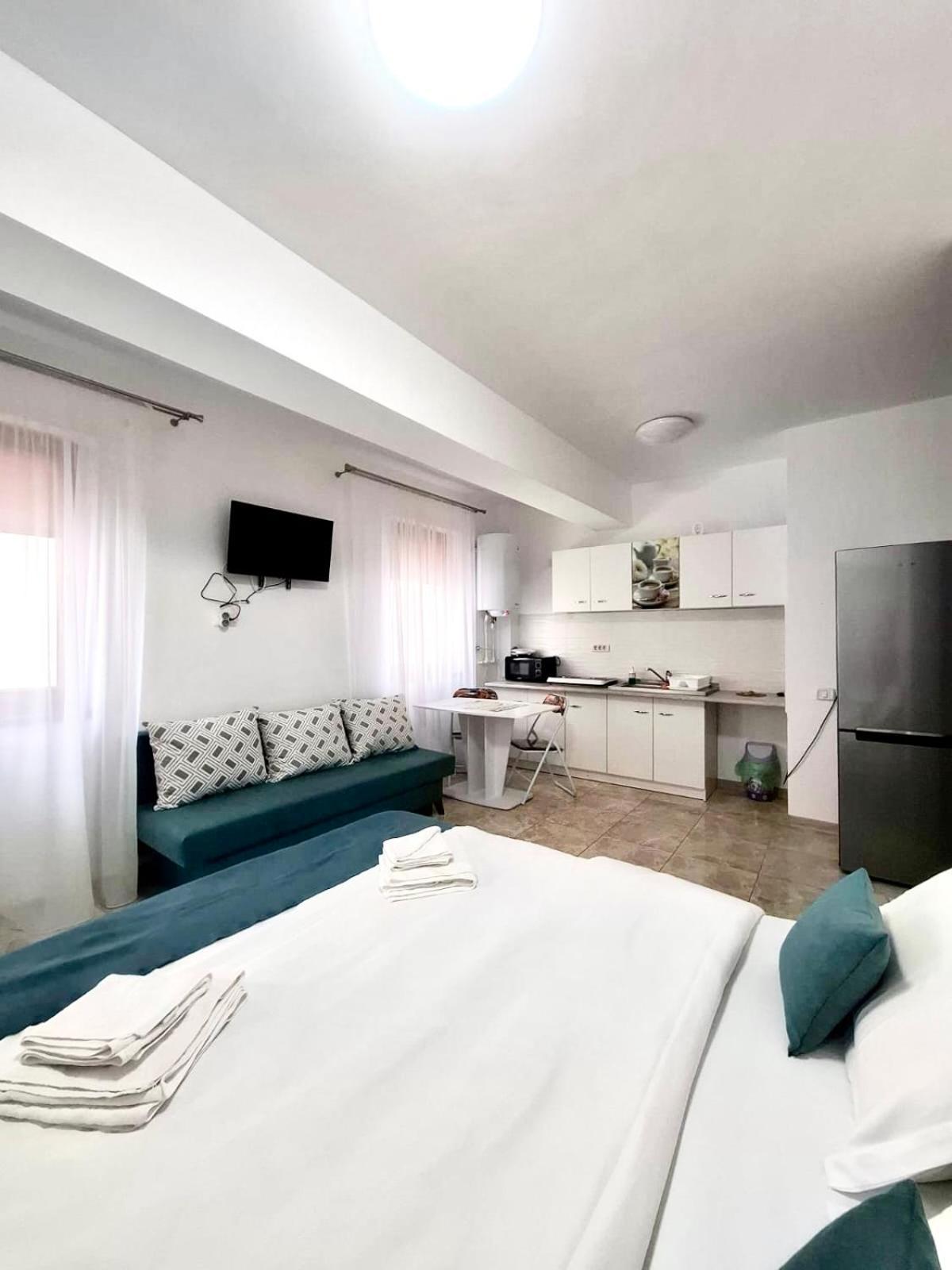 Jolie Studios & Apartments Eforie Nord Esterno foto